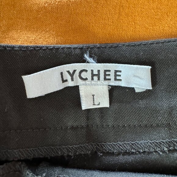 Pleated Cut Out Skort with Garter size L - Picture 5 of 5